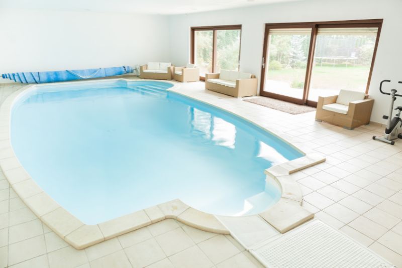 indoors swimming pool